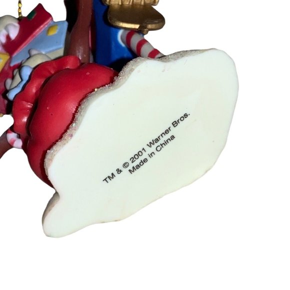 WARNER BROS LOONEY TUNES Mailman Taz Biting Letters Christmas Tree Ornament - Picture 5 of 6